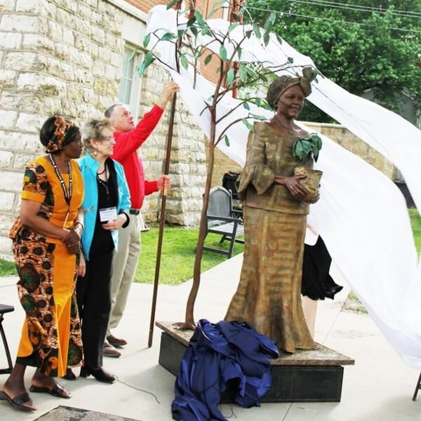 Image result for Ecole Wangari Maathai