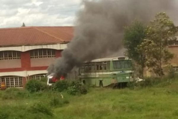 An old vehicle set on fire during the October 11 strike in Moi University. The university on Wednesday, October 16, ordered students to pay Ksh 6,275 for damages caused.