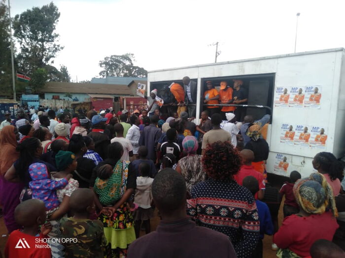 Musungu and Kuria addressing the crowds in Kibra