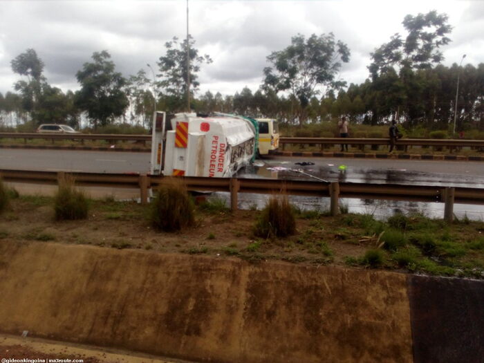 An overturned petrol tanker on Thika road near Kenyatta University.