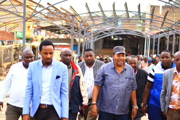 Kiambu governor Ferdinand Waititu and sports CEC Karungo Thang'wa arrive at Limuru market on December 5