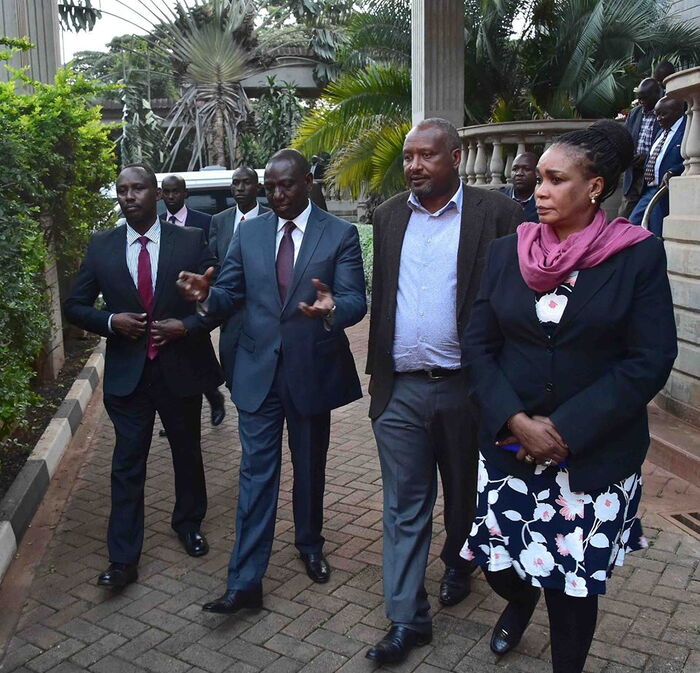 DP William Ruto (second left) with other guests walking into Mzee Moi's palatial Kabarnet residence, Nairobi