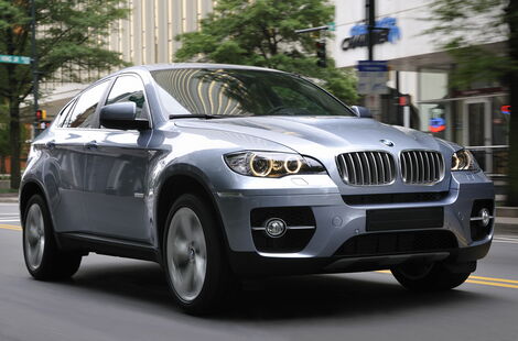 The 2011 BMW X6