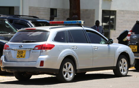 A VIP official police chase Car 