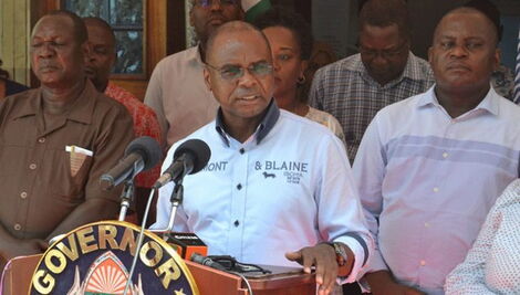 Kilifi Governor Amason Kingi addressing the media during aq past press briefing