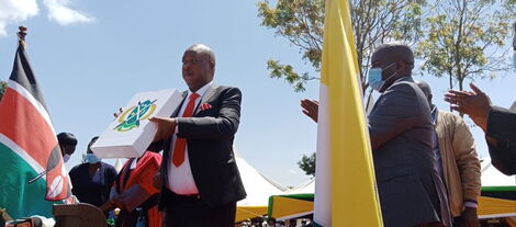 Nyamira Governor Amos Nyaribo during his swearing-in on December 29, 2020.