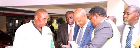 DCI boss Mohamed Amin on March 28, 2023, examines possible angles in Jeff Mwathi's probe in Kasarani, Nairobi.