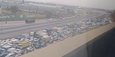 Motorists stuck in traffic along Mombasa Road