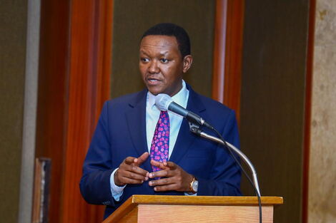 Foreign Affairs CS Alfred Mutua in a meeting with Kenyans in South Korea on Tuesday, November 22, 2022
