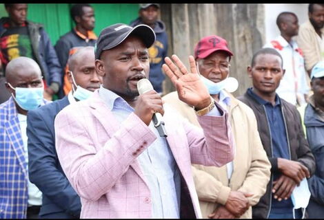 Bomet Governor Hillary Barchok spoke to residents in Ndaraweta Ward, Bomet Central on October 16, 2021.