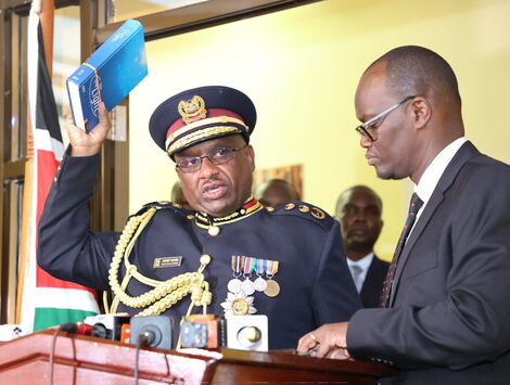 Inspector General Japhet Koome taking oath at the Supreme Court on Friday, November 11, 2022