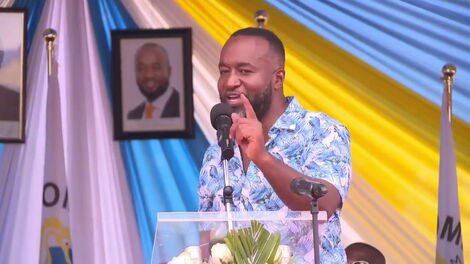 Mombasa Governor Hassan Joho addresses the public on January 23, 2020.