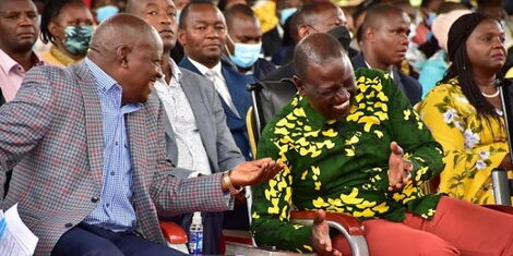Deputy President William Ruto and Nyeri Governor Mutahi Kahiga at a Church in Nyeri town in December 2021.