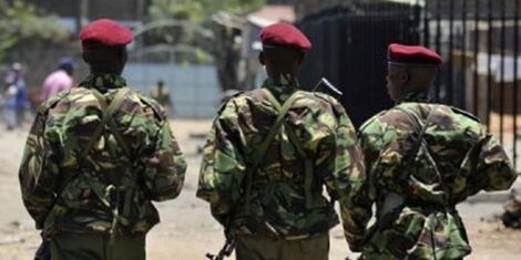 Police Deploy Commando-Style Tactics in Roadside Battle With Vicious Gunmen