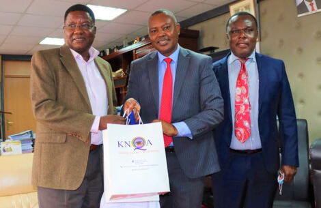 KNQA chairperson Dr. Kilemi Mwiria (left), DCI Director George Kinoti (centre), and KNQA Director-General Dr. Juma Mukhwana (right) on February 9, 2021.