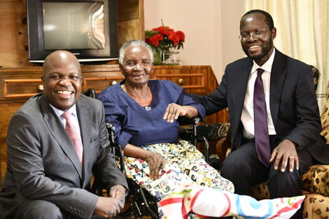 An undated photo of Kisumu Governor Anyang' Nyong'o (right) together withKisumu Deputy Governor Dr. Mathews Owili (left) paying a visit to Grace Onyango (middle)