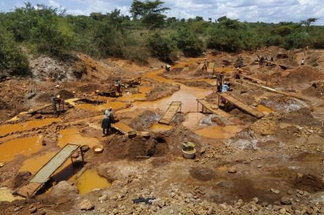 A gold mine in Migori being taken over by Chinese 