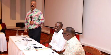 NMS Director General Mohamed Badi Nairobi Governor Johnson Sakaj addresses MCA's-elect at a hotel in Mombasa on Saturday, September 3, 2022
