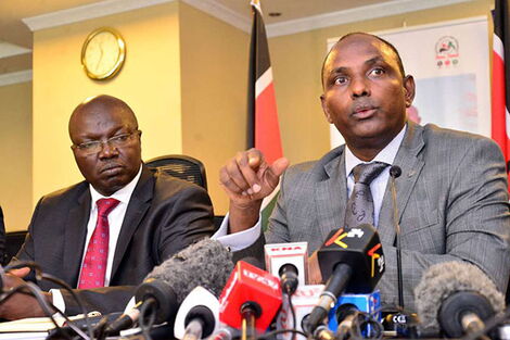 National Treasury Cabinet Secretary Ukur Yatani (Right) and Labour Cabinet Secretary Simon Chelugui (Left), at NSSF building in Nairobi on January 16, 2020.