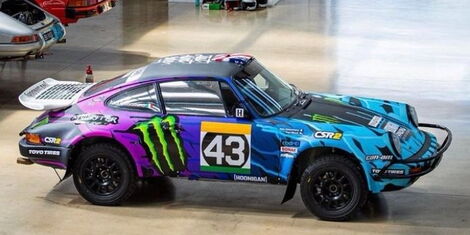 An image of the 1984 Porsche 911 race car.