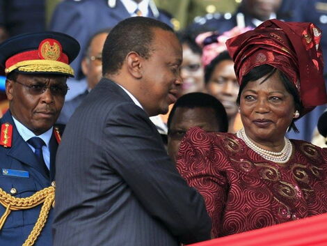 President Uhuru Kenyatta (Centre) and his mother, Mama Ngina.