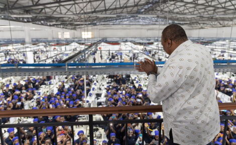 President Uhuru Kenyatta tours MAS Estimates plant in Athi River on Wednesday, May 11, 2022.