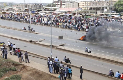 Protestors pictured along Thika Superhighway in Githurai.