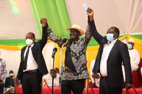 Raila reconciles Governor Otichilo and His Deputy Saisi.