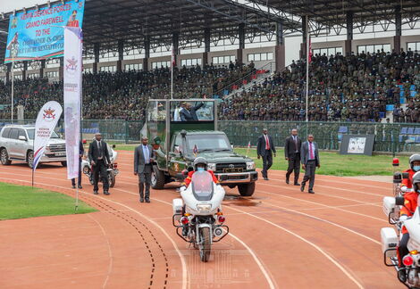President Uhuru Kenyatta arrives at Ulinzi Sports Complex at Lang'ata Barracks in Nairobi on Friday, September 9, 2022