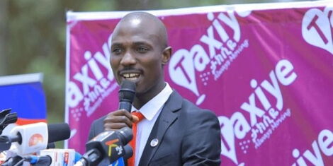 Kevin Mubadi addressing a congregation on October 1