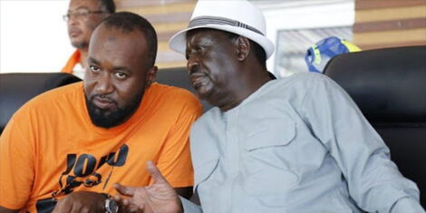 ODM deputy leader Hassan Joho chats with party chief Raila Odinga during a meeting with ODM aspirants at Jubilee hall in Mombasa on March 2021
