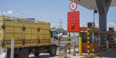 A photo of a lorry on undegoing a weight check at the Syokimau entrance of the Nairobi Expressway.