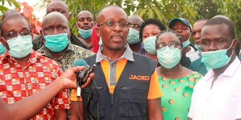 Jaoko Oburu Odinga addresses members of Bunge La Wananchi at Jeevanjee Gardens in Nairobi.
