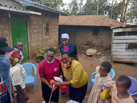 Kameme TV presenter Njuguna Gicheha alias Man Nyari visit Joyce Wanjiku and Lucy Njoki on Friday, September 4, after viral video