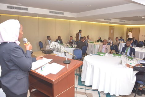 Somalia federal government officials during a meeting in Nairobi on Monday November 21, 2022