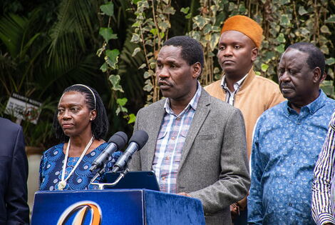Agriculture CS Peter Munya addresses locals at Maili Tatu Stadium in Igembe Central on Friday, June 18, 2021