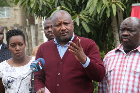 Kanu Secretary General Nick Salat (centre) and Kanu stalwarts in a June 2018 picture.