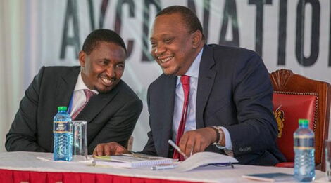 Former Agriculture CS Mwangi Kiunjuri (left) and President Uhuru Kenyatta during a past press briefing in 2020.