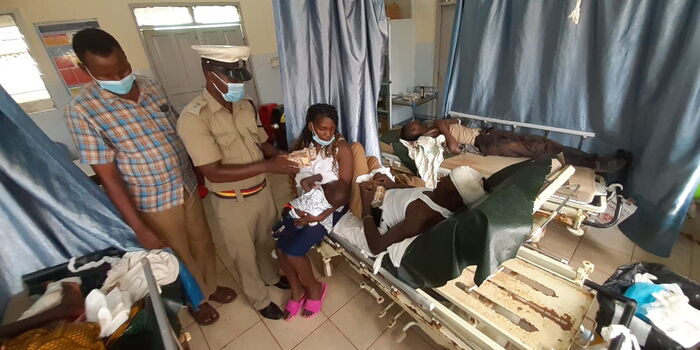 Police Officer Returns Ksh450,000 to Accident Survivor