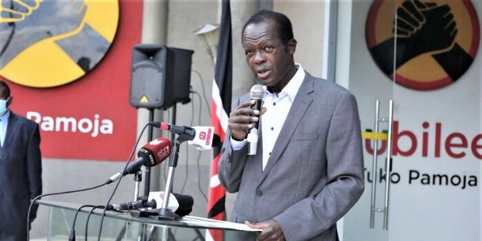 Watch as Citizen TV Reporter Loses Physical Challenge to Raphael Tuju