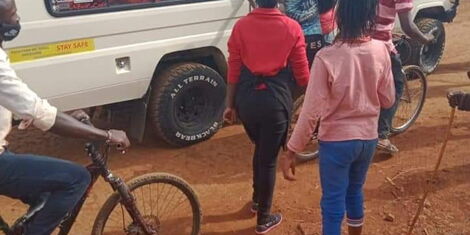 An image of a landcruiser that is belived to have aided in the fake Ruto donations that left 12 hospitalised on Sunday, May 24.